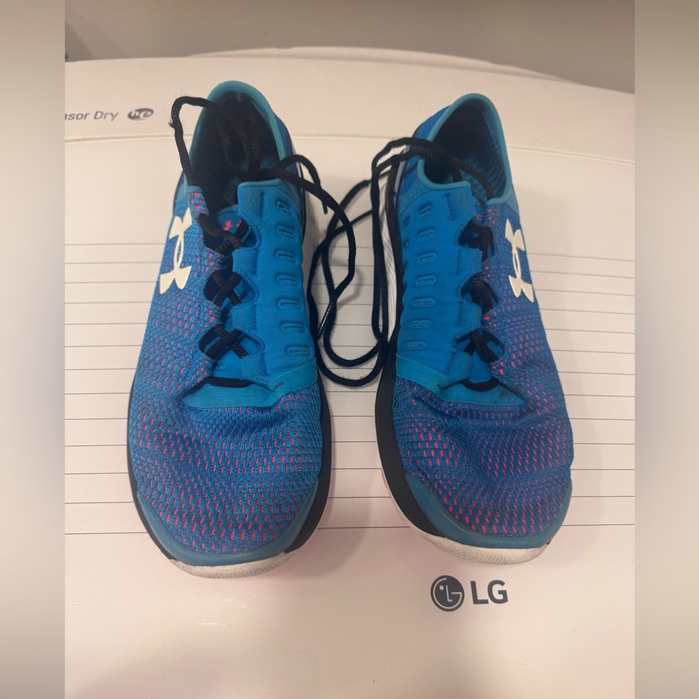 Ladies shoes